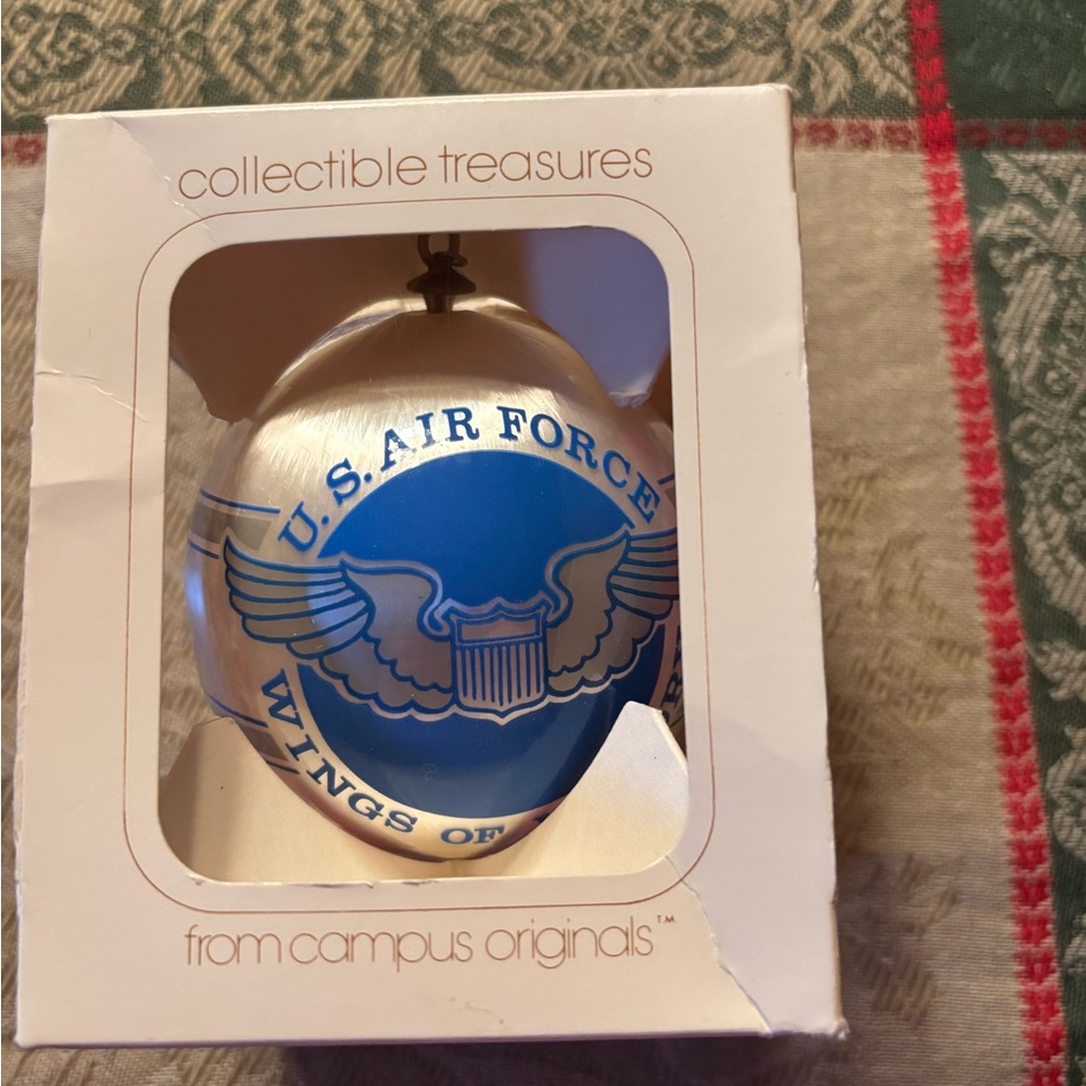 U.S. Air Force Christmas Ornament. Wings of Victory.